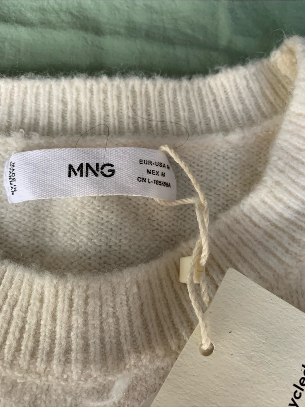 Women’s sweater
